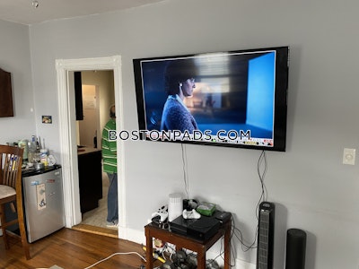 South Boston 3 Beds 1 Bath Boston - $3,200