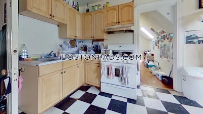 Allston/brighton Border 3 Beds 1 Bath Boston - $3,525 50% Fee