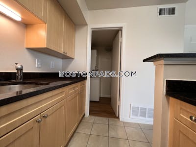 Quincy Apartment for rent 1 Bedroom 1 Bath  South Quincy - $2,360