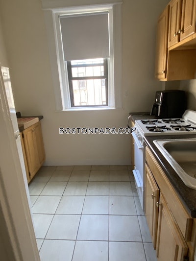 Allston 1 Bed 1 Bath Boston - $2,600 No Fee