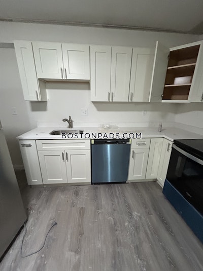 Cambridge Apartment for rent 3 Bedrooms 1.5 Baths  Mt. Auburn/brattle/ Fresh Pond - $3,195