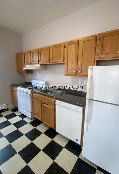 Dorchester Apartment for rent 3 Bedrooms 1 Bath Boston - $3,266 50% Fee