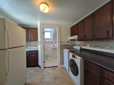 Malden 2 bedroom 1 baths in MALDEN - $2,299 No Fee