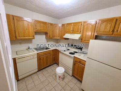 Newton Apartment for rent 2 Bedrooms 1 Bath  Auburndale - $2,875