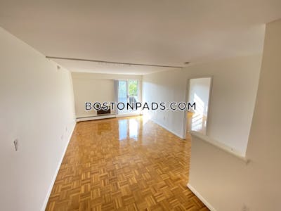 Brookline Apartment for rent 2 Bedrooms 1.5 Baths Boston University - $3,800 No Fee