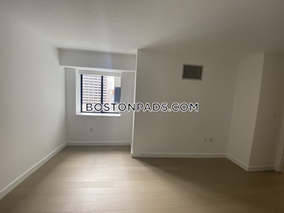 Downtown Financial District 1 bed and 1 bath Luxury Apartment Boston - $3,626 No Fee