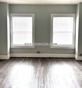 Worcester 1 beds 1 baths - $1,625 No Fee