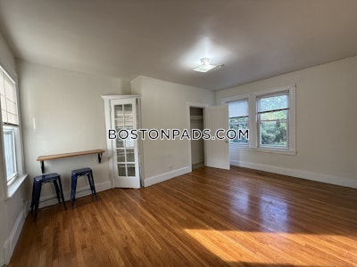 Somerville Studio 1 Bath  Spring Hill - $1,850