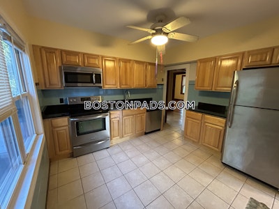 Dedham 3 bedroom 1 baths in DEDHAM - $2,525 No Fee